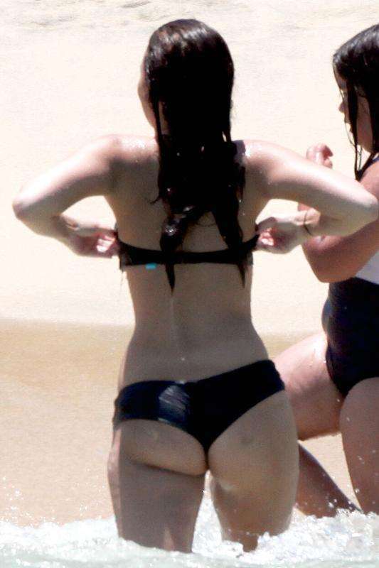 30 Demi Lovato s Bikini Butt Ass Pics