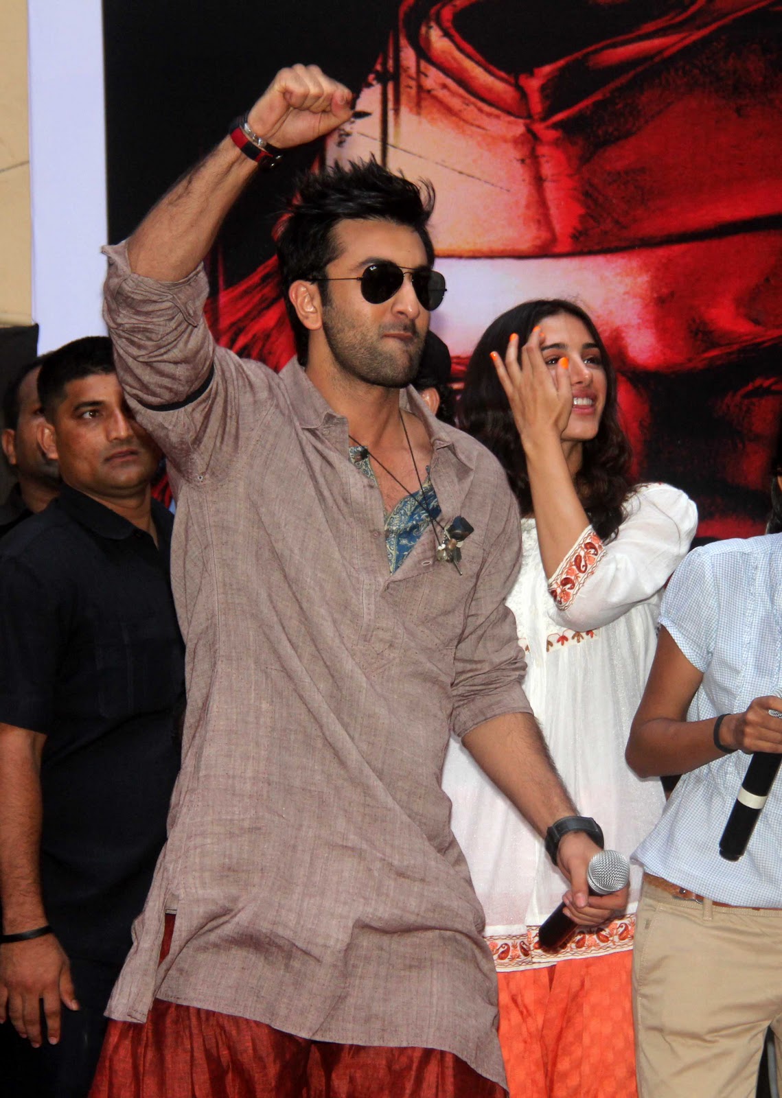 Ranbir Kapoor & Nargis Fakri Latest Wallpapers 