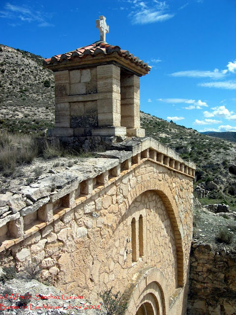 minas-libros-teruel-espadaña-iglesia