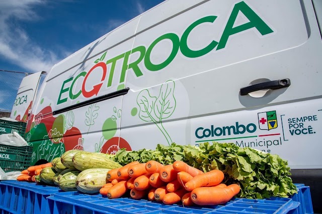 Prefeitura de Colombo volta com programa de troca de recicláveis por verduras e legumes 