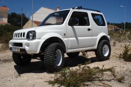 suzuki jimny white