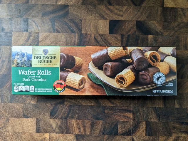 Review: Aldi - Deutsche Kuche Dark Chocolate Wafer Rolls