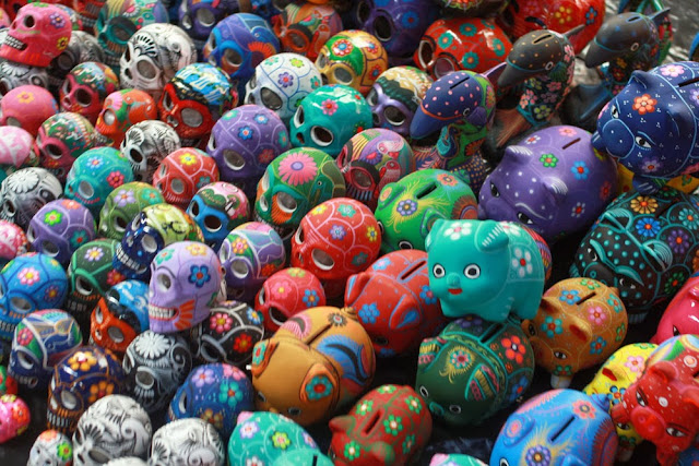 skulls mexico market