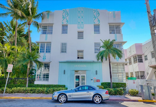 Miami Beach FL Vacation Rental By Owner with Pool