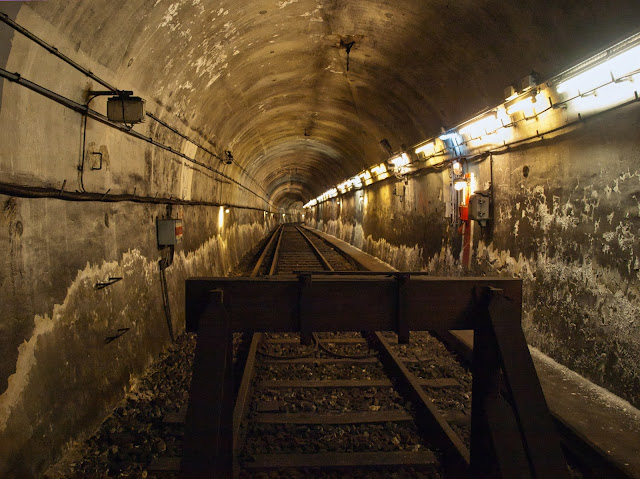 jiemve, métro, métropolitain, HAXO, Porte des Lilas, tunnel, station fantôme, voie, fin de voie, butoir