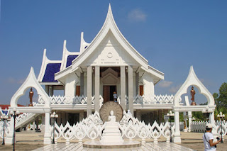 Wat Phra Phut Thabat Yasothon