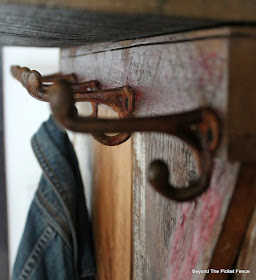 coat hooks, rust, hall tree, http://bec4-beyondthepicketfence.blogspot.com/2016/04/barn-door-hall-tree.html