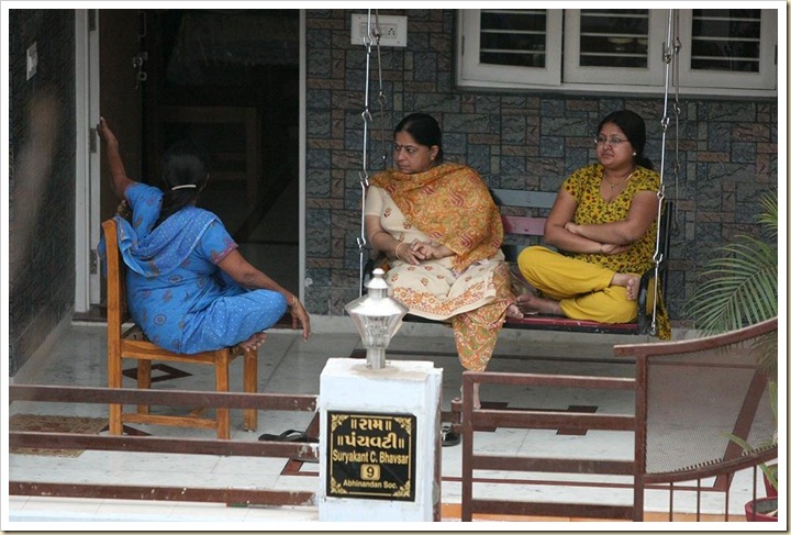 GossipingLadies