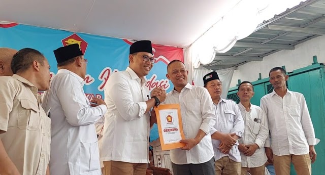Hadiri Acara Konsolidasi Partai Gerindra, Arif Sugiyanto Ambil Formulir Pendaftaran Cabup 