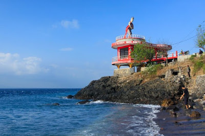 Pantai Watu Dodol Banyuwangi