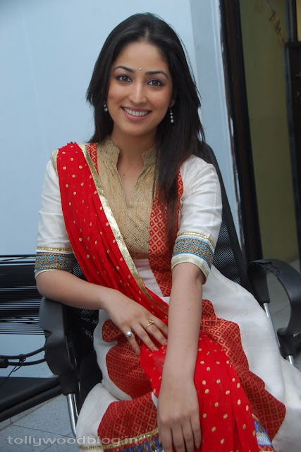 Photos Yaami Gautham Telugu Actress Cute Stills Photoshoot images