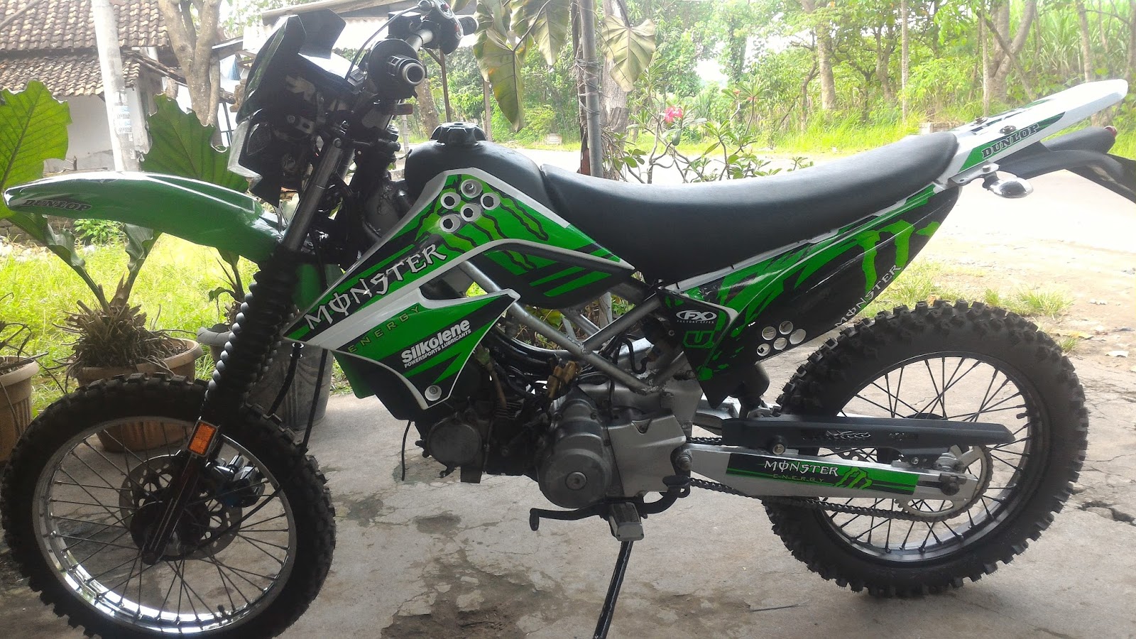 Modifikasi Motor Trail