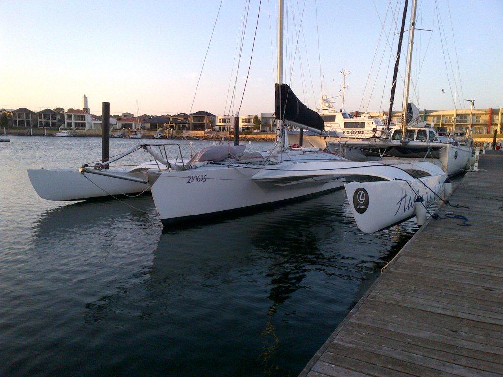 Trimaran Projects and Multihull News: Back from Port 