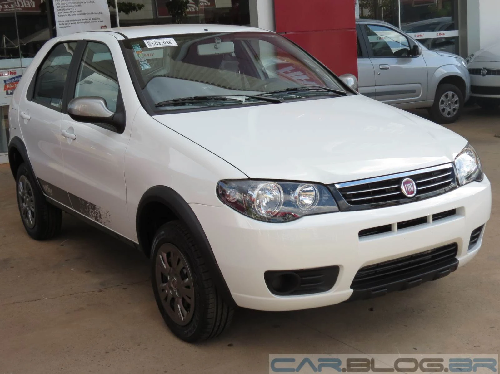 Novo Fiat Palio Fire Way - Braco