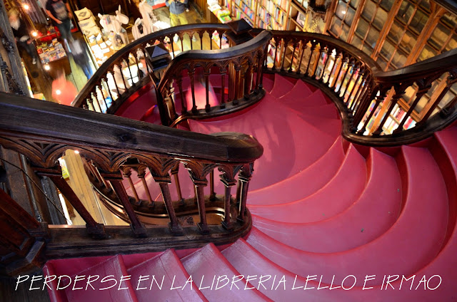 porto-qué-ver-oporto-escapada-viaje-blogger-blog-lello-e-irmao-librería