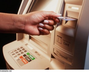 Tips Aman Bertransaksi di ATM