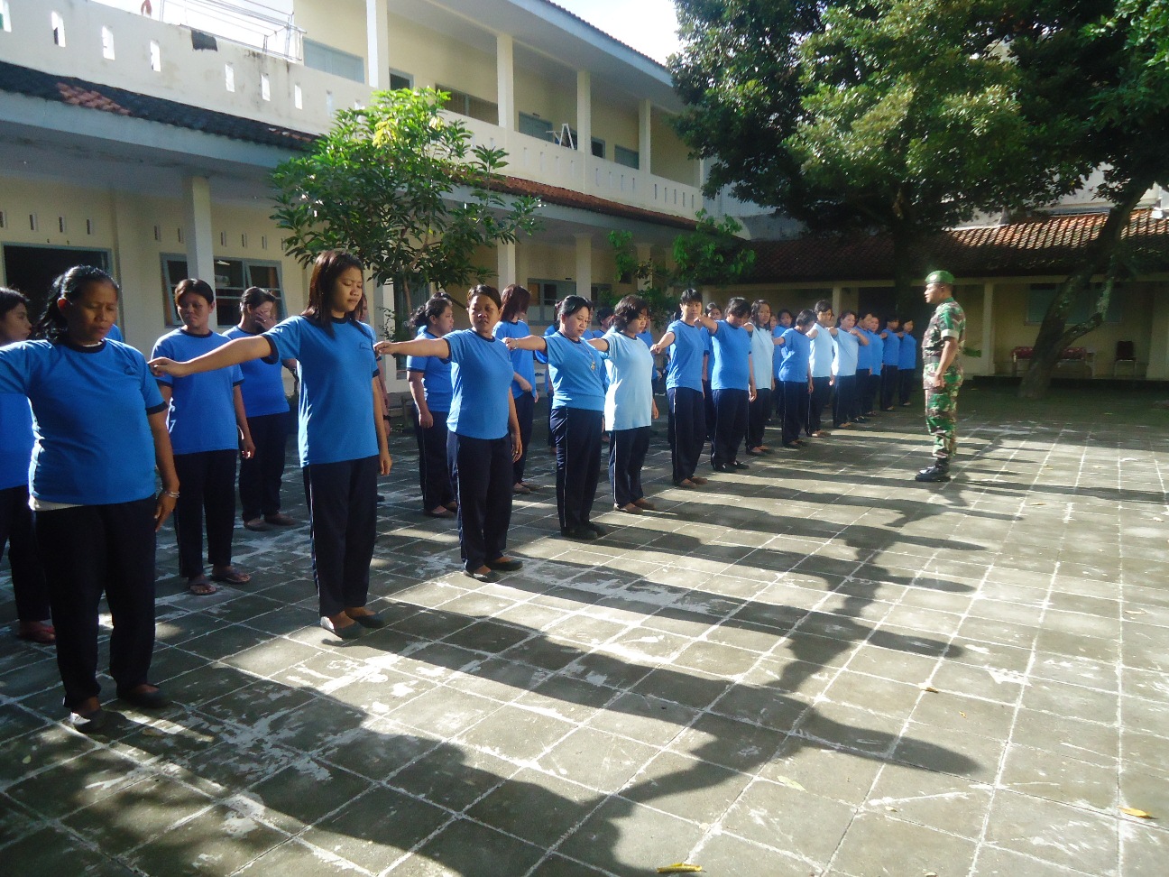 Kodim 0735 Surakarta Babinsa Melaksanakan Pembinaan Di 