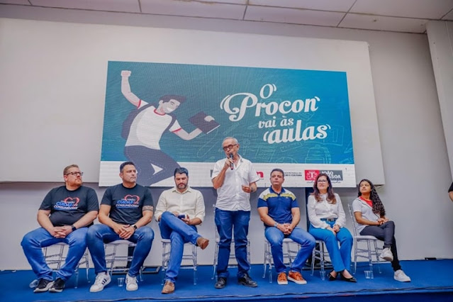 Cícero lança versão 2024 do Programa Procon vai às aulas para alunos da Rede Municipal, com auxílio de R$ 700