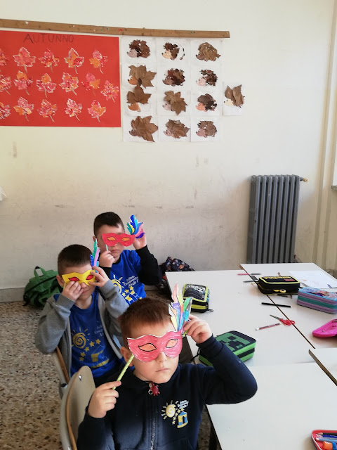 "MASCHERE DI CARNEVALE" CLASSE 1 A  - SCUOLA PRIMARIA AMBROSINI