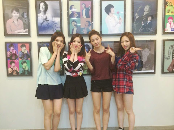 Red Velvet Radio