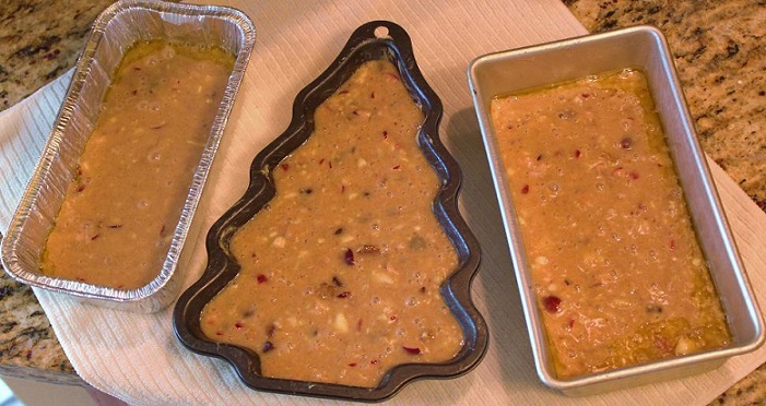 shaped pans with zucchini raspberry baked loaves