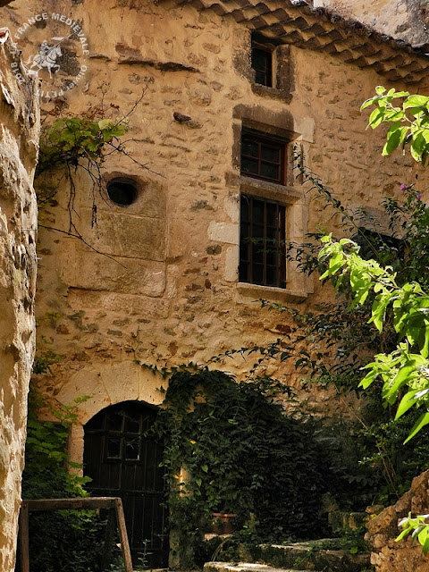 SAINT-MONTAN (07) - Village médiéval et château-fort