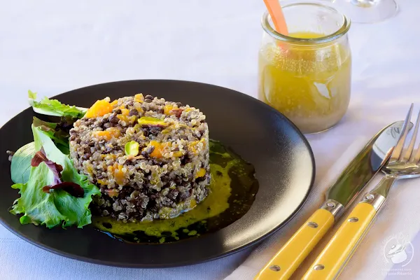 Ensalada de lentejas y quinoa con vinagreta al aroma de curry