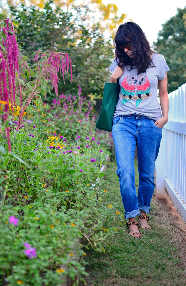 Boyfriend jeans street style