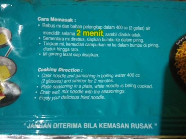 Cara memasak mi keriting goreng spesial Indomie