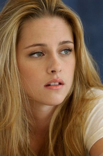 kristen stewart hot wallpaper. kristen stewart wallpapers for