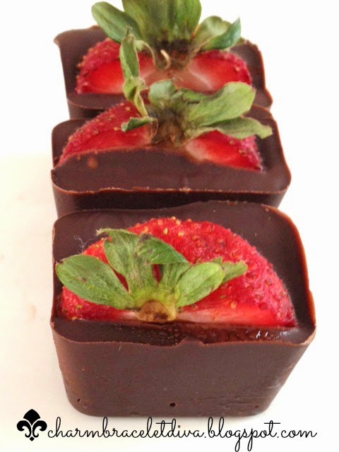 chocolate cubed strawberries