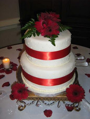 Small Wedding Cakes With Ribbon And Toppers