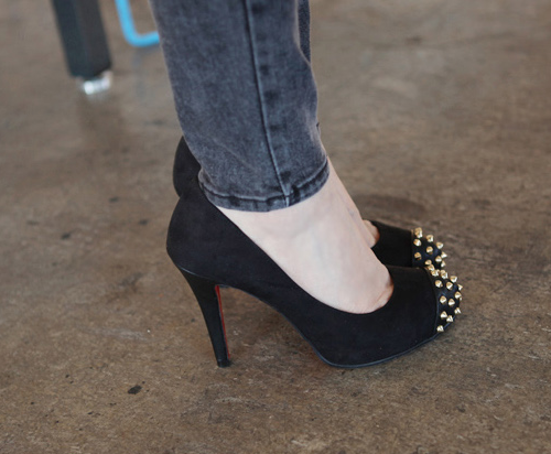 Black Pumps with Gold Spikes