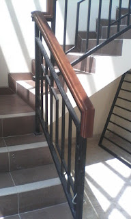 model railing tangga minimalis terbaru