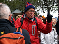 El guia de la Colla Excursionista de Vilanova del Camí