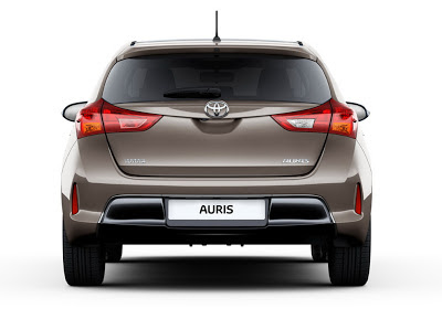 Toyota Auris vedere din spate