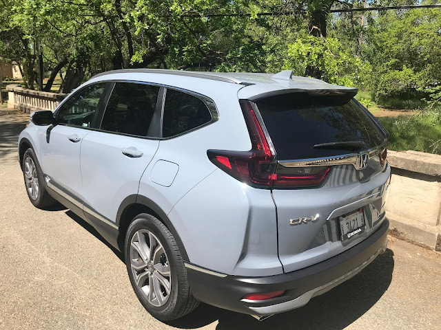 Rear 3/4 view of 2020 Honda CR-V