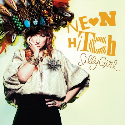 Photo Neon Hitch - Silly Girl Picture & Image