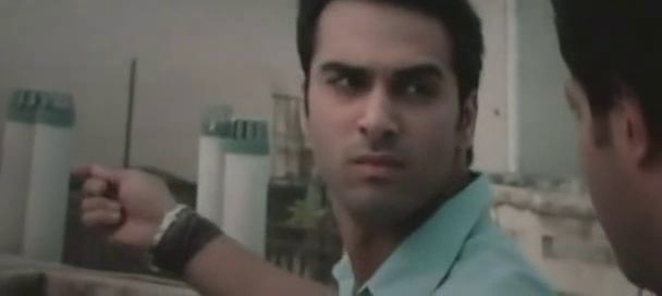 Screen Shot Of Hindi Movie Fukrey (2013) Download And Watch Online Free at worldfree4u.com