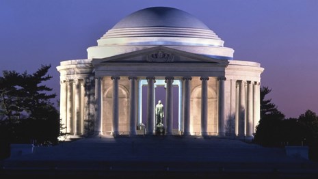 Jefferson Memorial next to a Big Pond