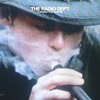 ALBUM: portada de "Clinging to a Scheme" de la banda sueca THE RADIO DEPT