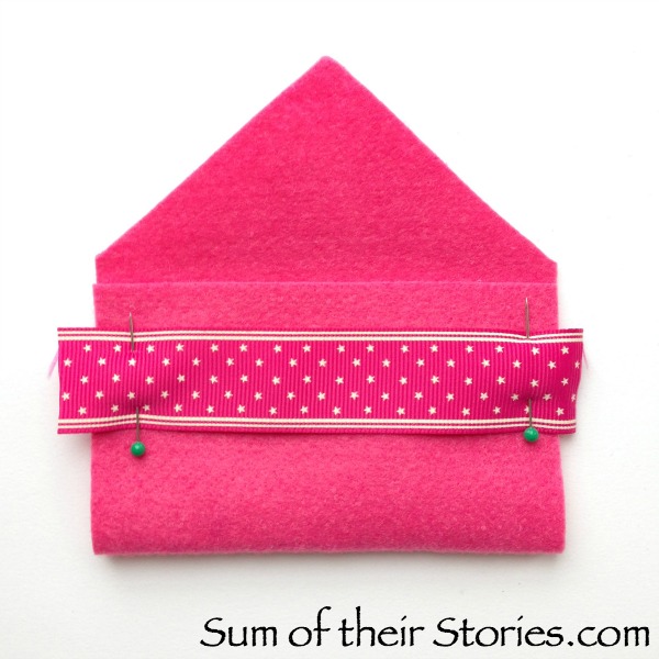 make an easy felt gift card envelope