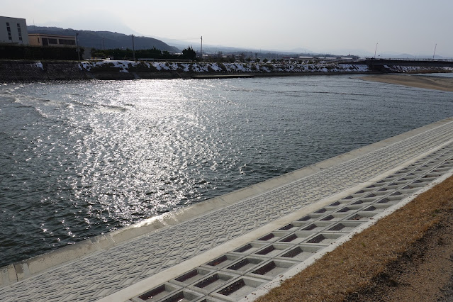 鳥取県米子市淀江町佐陀 佐陀川河口