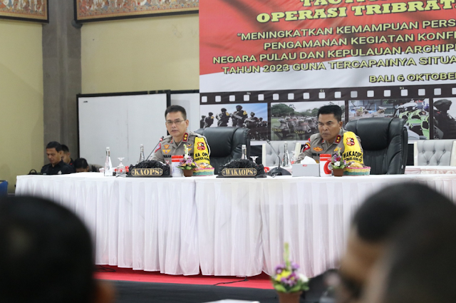 Kakorlantas Polri Bersama Kapolda Bali Laksanakan Tactical Floor Game (TFG) dalam KTT Archipelagic and Island State Forum