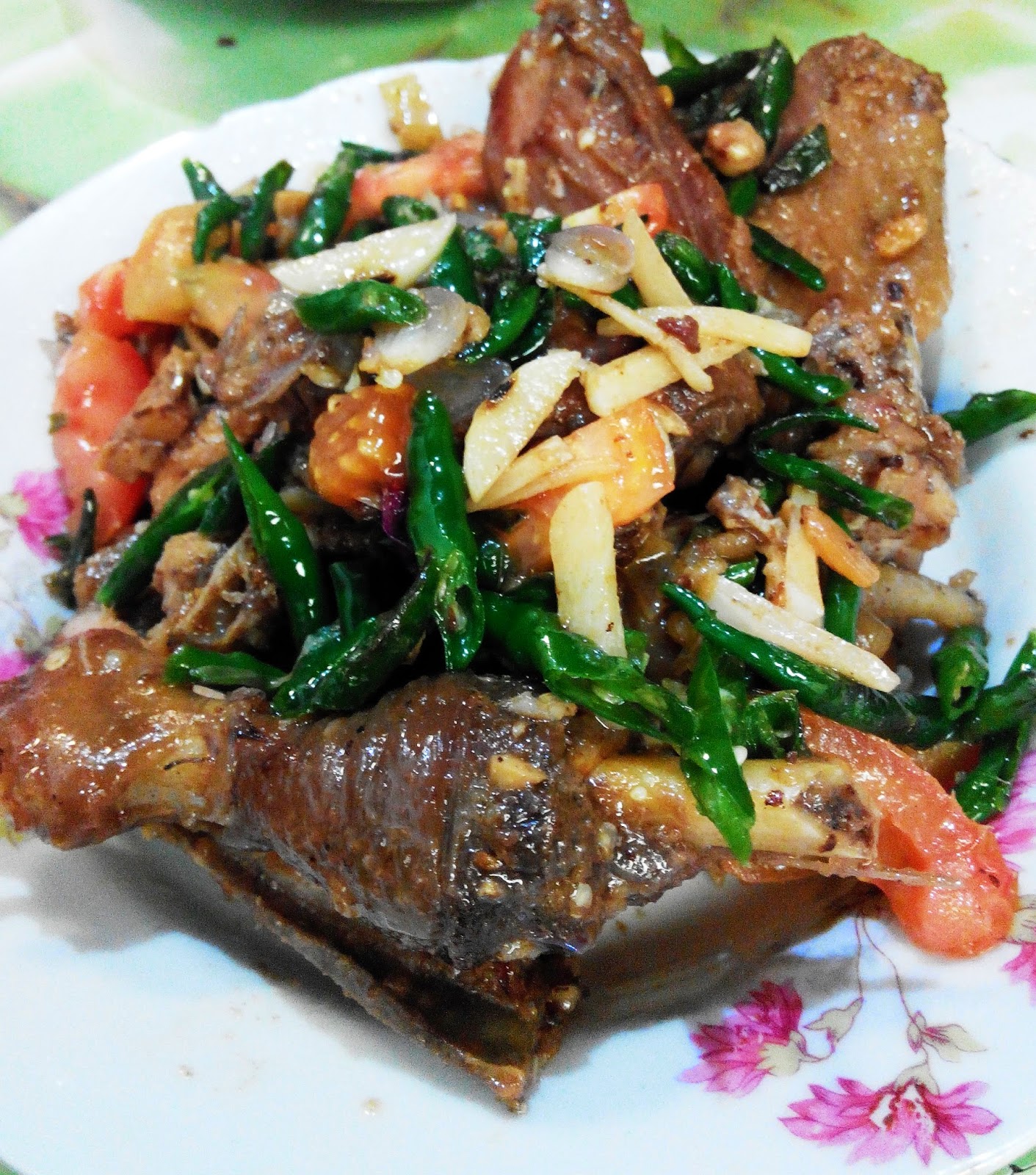 Catatan Harian: Ayam Kampung Bacem masak Tumis Cabe Hijau