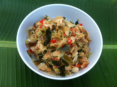 STIR FRIED CABBAGE WITH PORK CHILLI CURRY