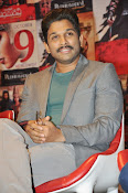 Allu Arjun latest stylish photos-thumbnail-5