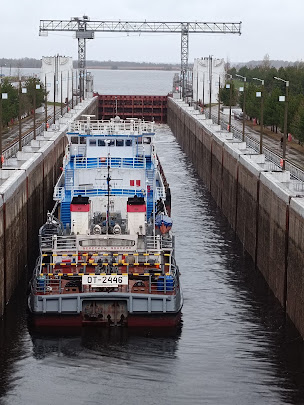 С 1 мая открыты для судоходства и другие участки водных путей Волго-Балта: Онежский канал, внутренние водные пути в Новгородском районе, на реках Волхов, Великая, Ловать, Полисть, Псковском и Чудском озерах и озере Ильмень.