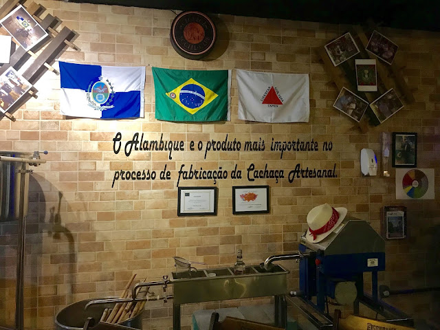 Tour Experiência - Cachaça Social Clube, fazendo e provando