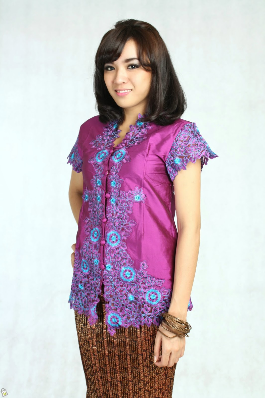 Kumpulan Foto Model Baju Feminim Kebaya Modern Kebaya 